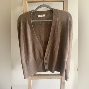 Gentle Herd brand wool V-neck cardigan brown in color woman’s size medium